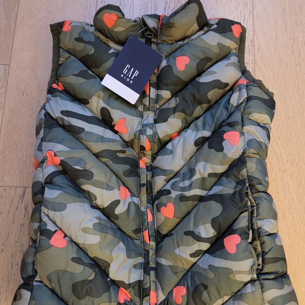 Gap kids small vest.